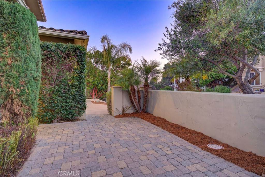 https://bt-photos.global.ssl.fastly.net/socal/orig_boomver_1_433916826-2.jpg