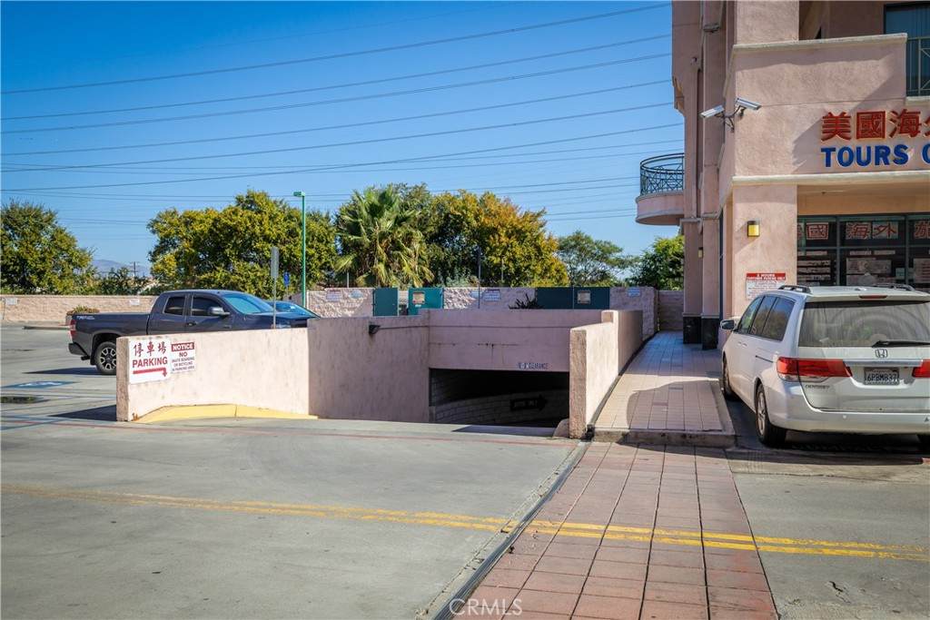 https://bt-photos.global.ssl.fastly.net/socal/orig_boomver_1_433989995-2.jpg