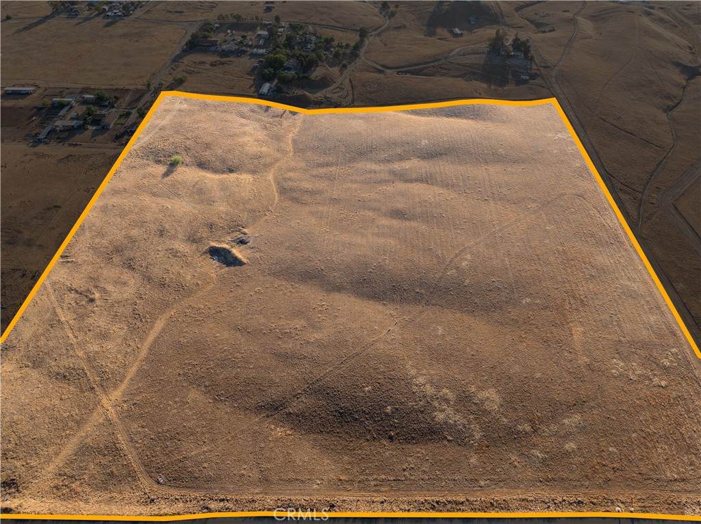 7000 Valley Lane - Photo 1