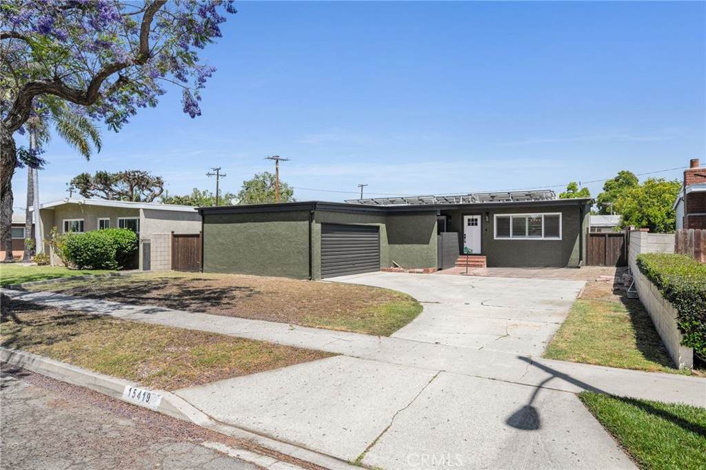 15419 Midcrest Drive - Photo 1