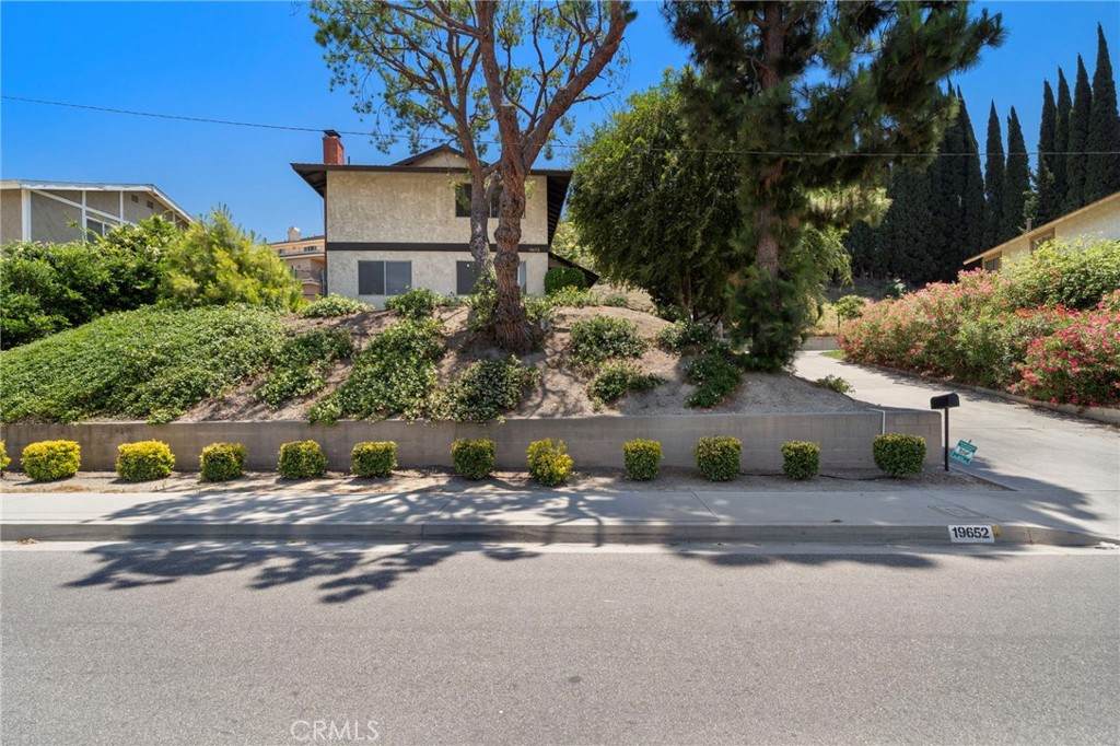 https://bt-photos.global.ssl.fastly.net/socal/orig_boomver_1_434079438-2.jpg