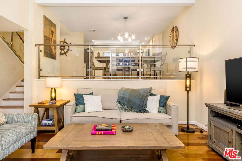 4778 La Villa Marina - Photo 1