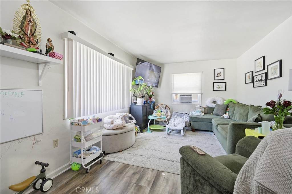 https://bt-photos.global.ssl.fastly.net/socal/orig_boomver_1_434335768-2.jpg