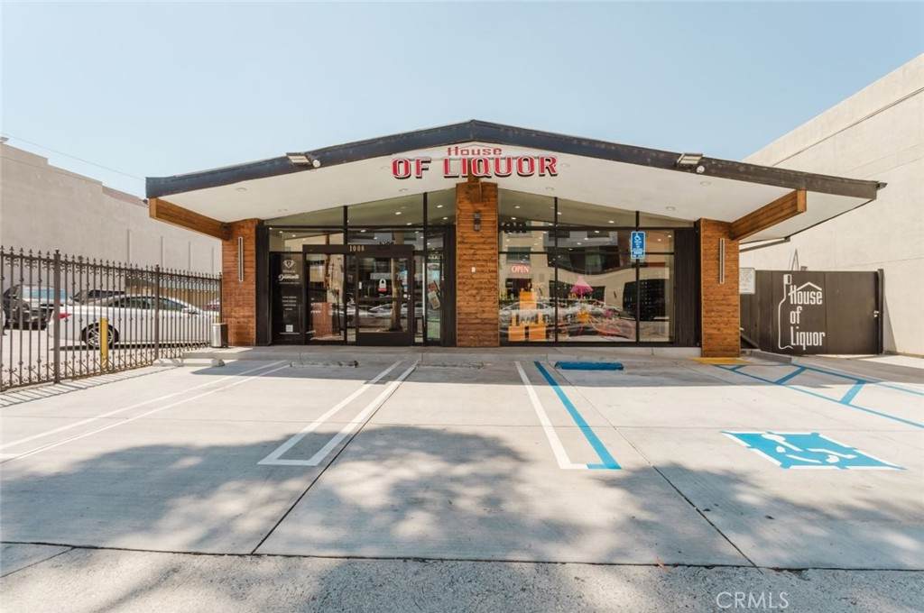 1008 Colorado Street - Photo 1