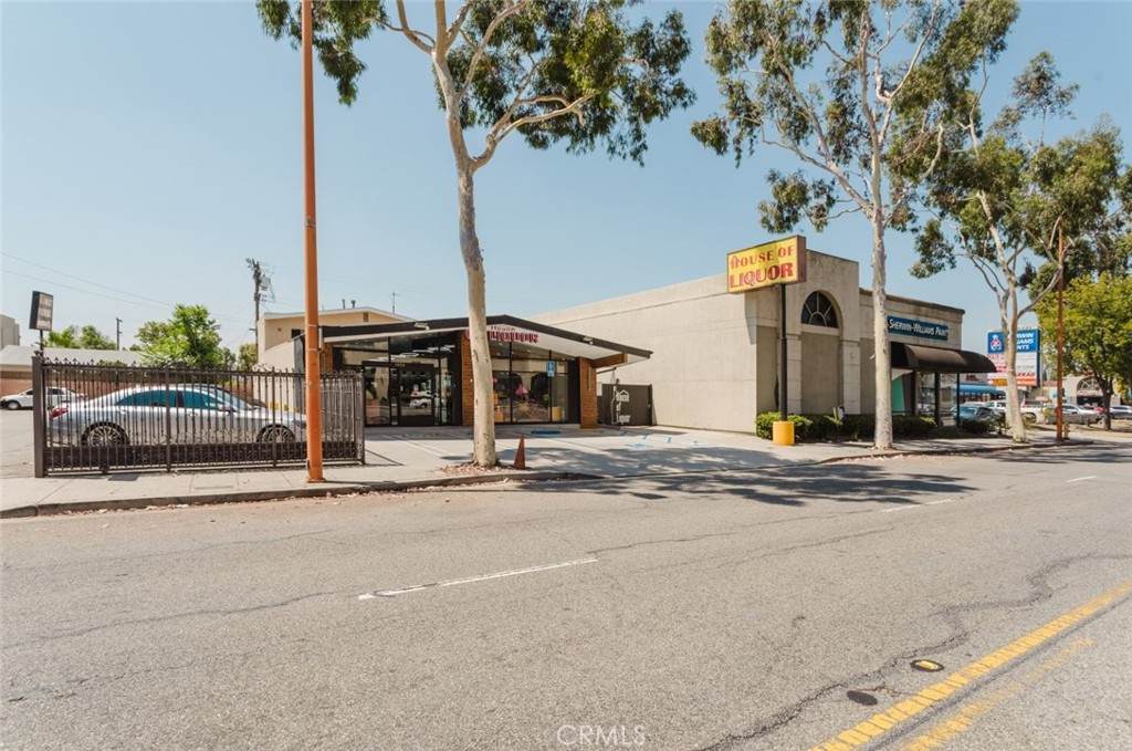 https://bt-photos.global.ssl.fastly.net/socal/orig_boomver_1_434353378-2.jpg
