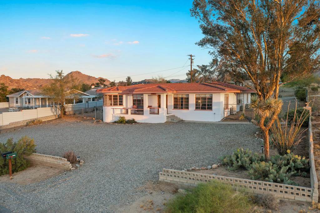 61815 Alta Vista Drive - Photo 1