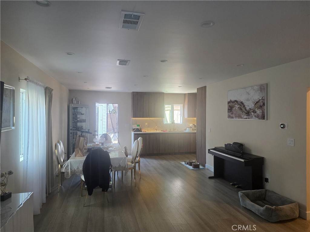 14939 Archwood - Photo 1