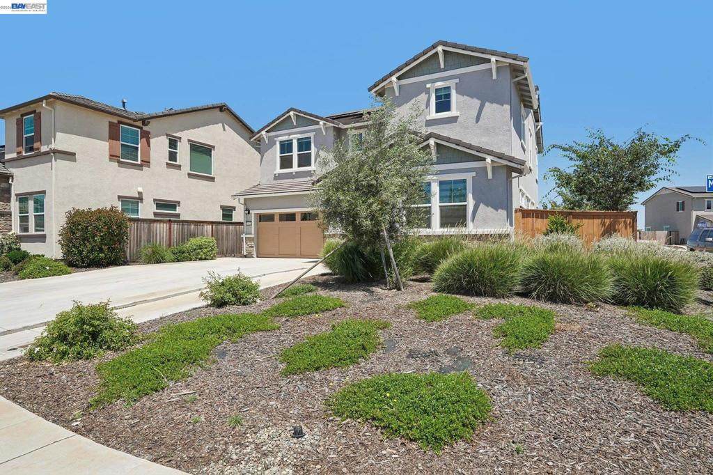 4013 Mirecourt Cir - Photo 1