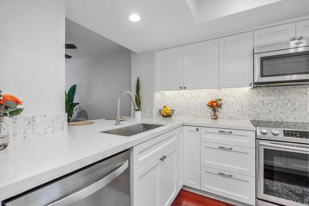 853 America Way - Photo 1