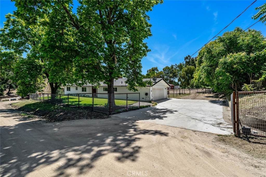 https://bt-photos.global.ssl.fastly.net/socal/orig_boomver_1_434630850-2.jpg