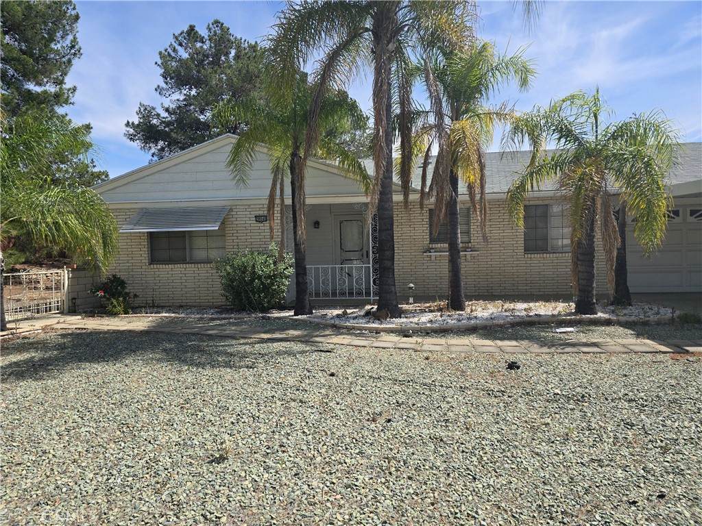 28040 Winthrop Court - Photo 1