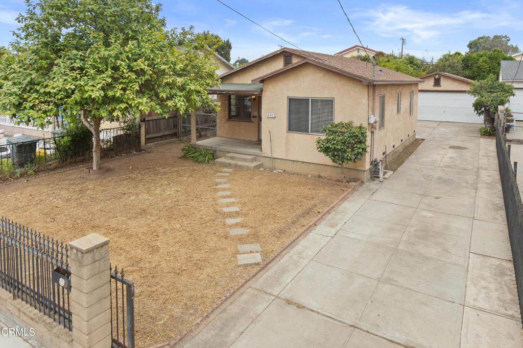 2715 Falling Leaf Avenue - Photo 1