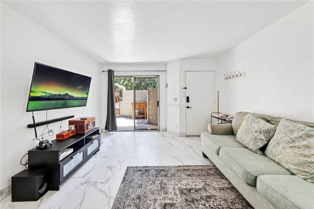 4304 Walnut - Photo 1
