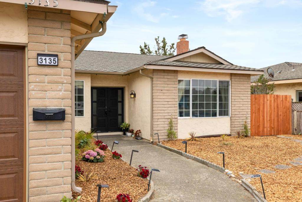 3135 Messinger Drive - Photo 1
