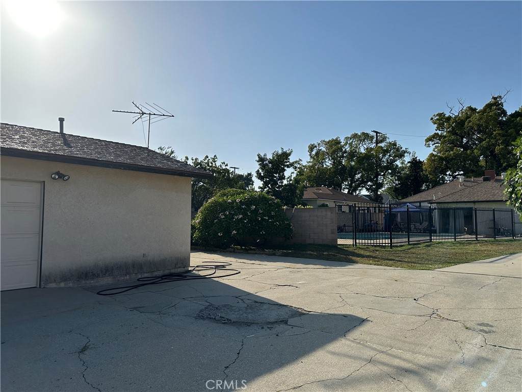 https://bt-photos.global.ssl.fastly.net/socal/orig_boomver_1_435562935-3.jpg