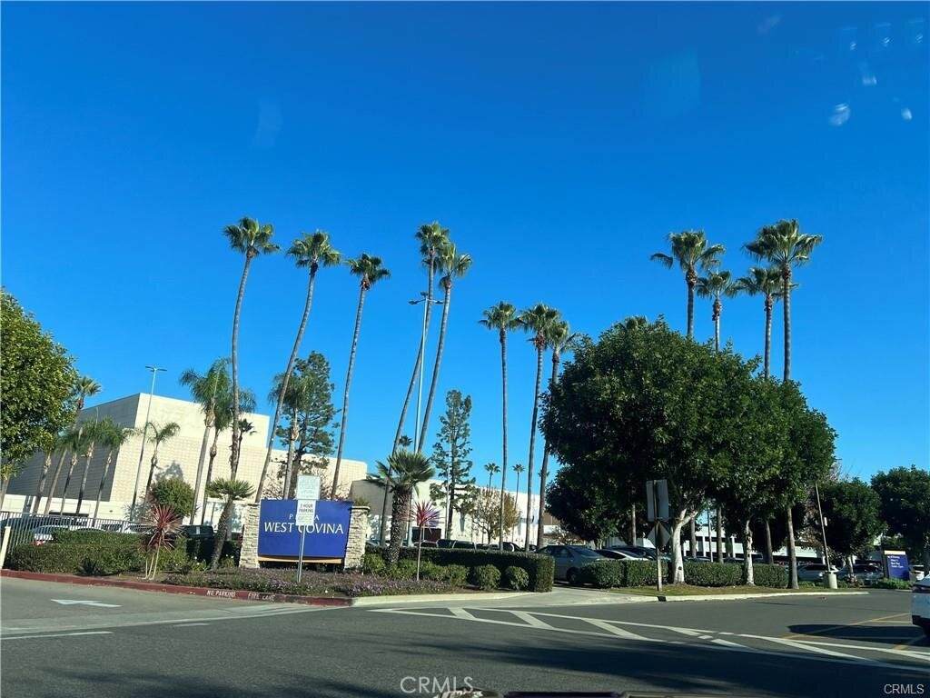 https://bt-photos.global.ssl.fastly.net/socal/orig_boomver_1_435593257-2.jpg