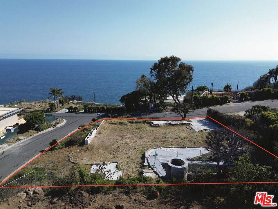 https://bt-photos.global.ssl.fastly.net/socal/orig_boomver_1_435597479-2.jpg