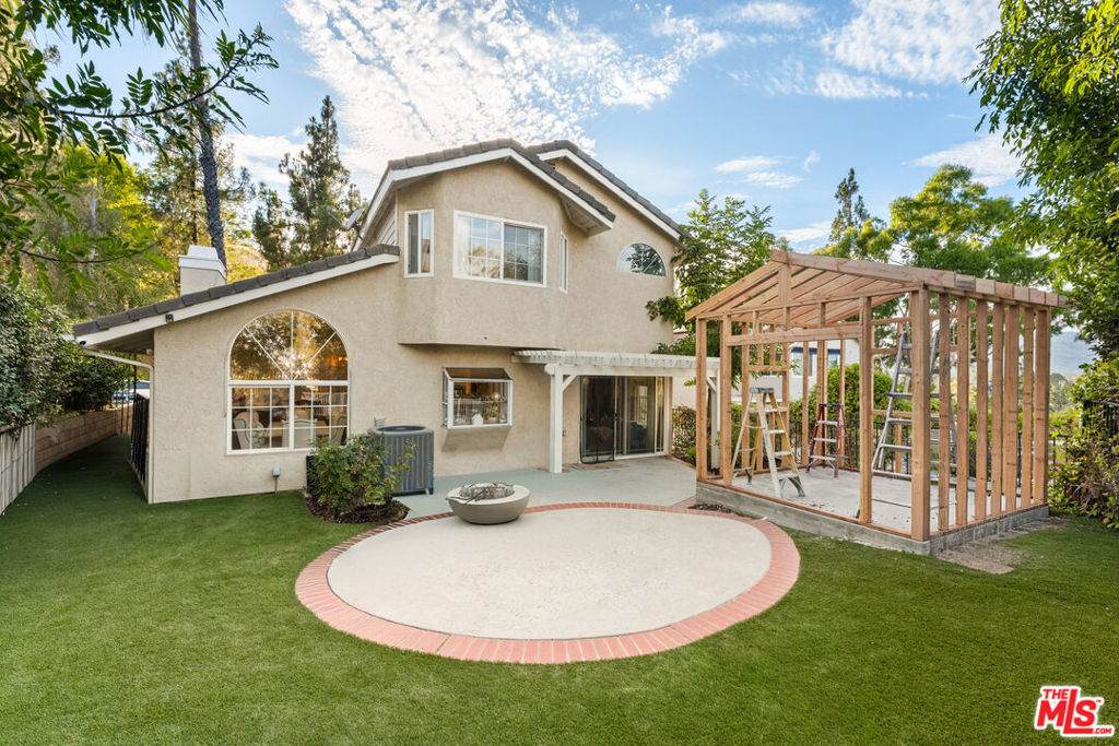 https://bt-photos.global.ssl.fastly.net/socal/orig_boomver_1_435641040-2.jpg