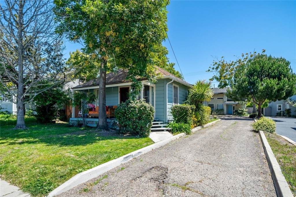 523 Branch Street - Photo 1