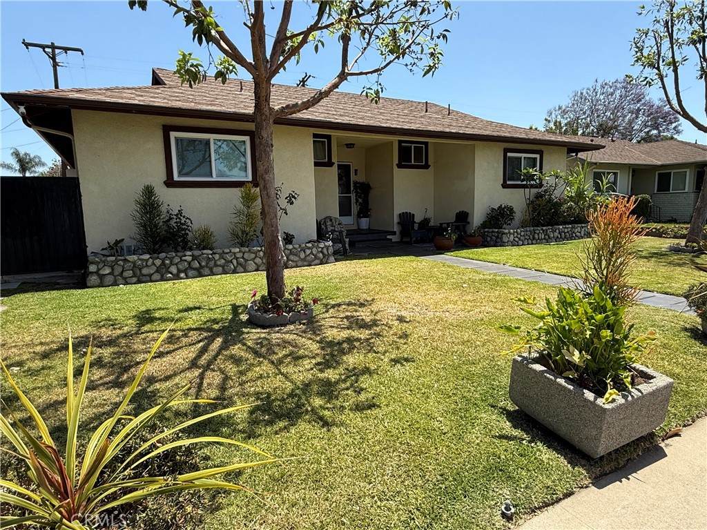 https://bt-photos.global.ssl.fastly.net/socal/orig_boomver_1_435657779-2.jpg