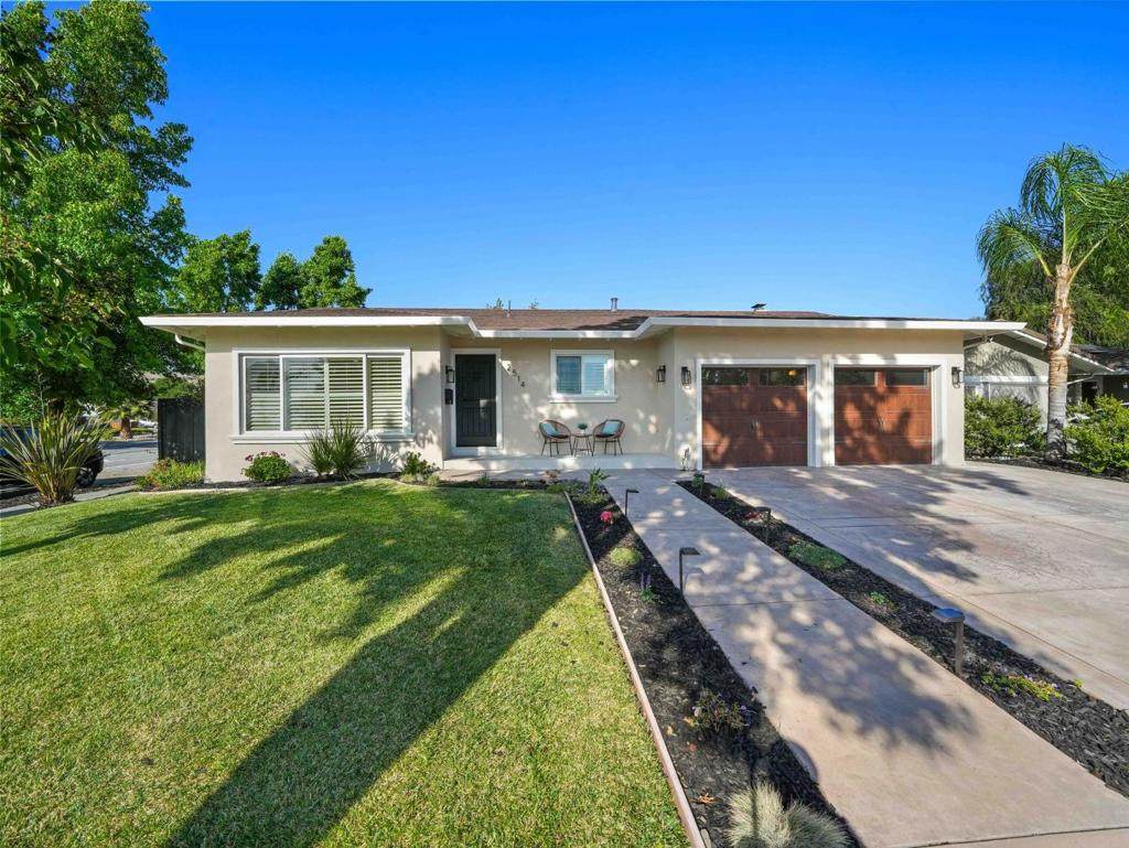2514 Nube Court - Photo 1