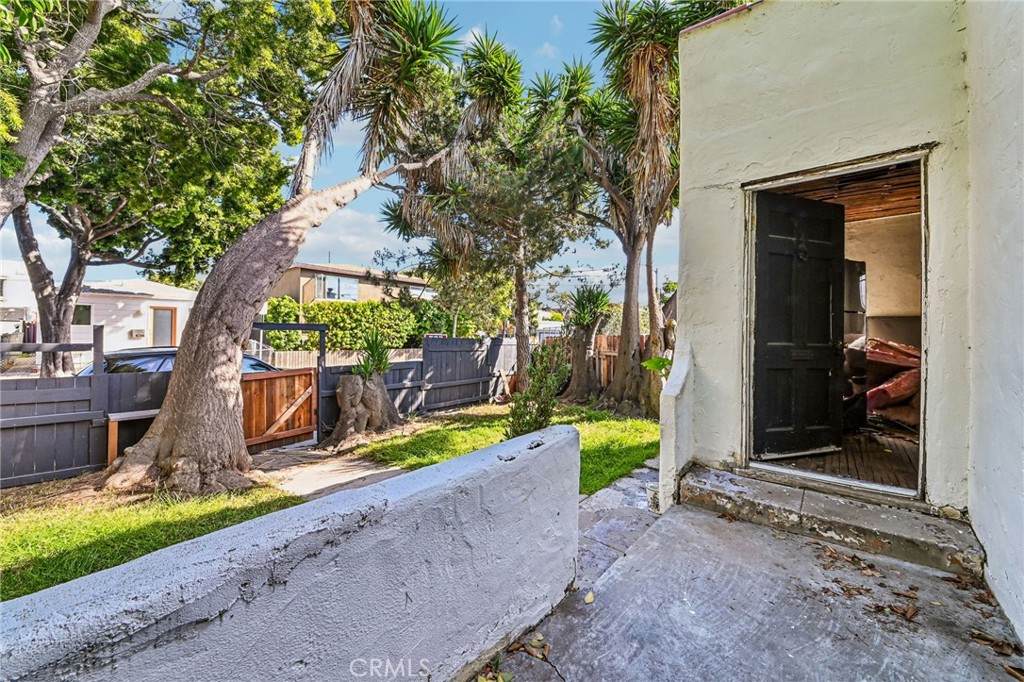 https://bt-photos.global.ssl.fastly.net/socal/orig_boomver_1_435660299-2.jpg