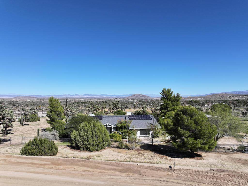 5073 Wallaby Street - Photo 1