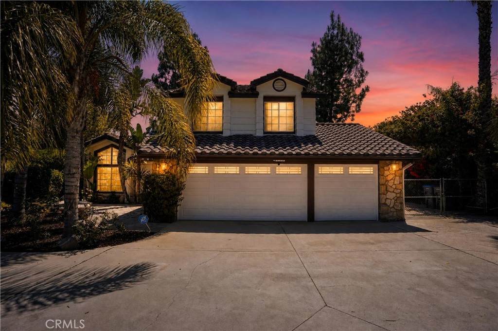 2081 Country Hills Lane - Photo 1
