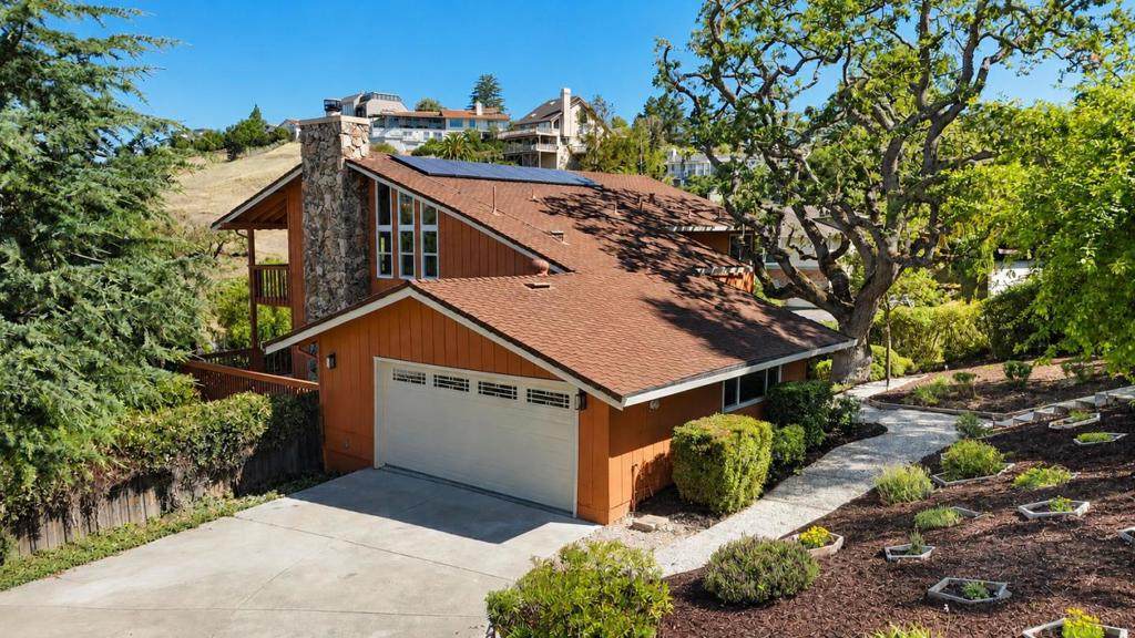 3175 Oak Leaf Court - Photo 1