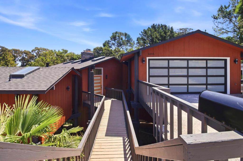 1255 North Road - Photo 1