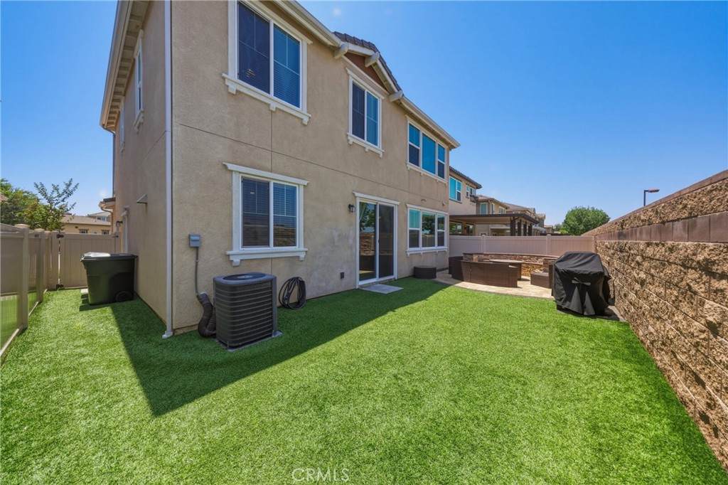 https://bt-photos.global.ssl.fastly.net/socal/orig_boomver_1_435682906-2.jpg