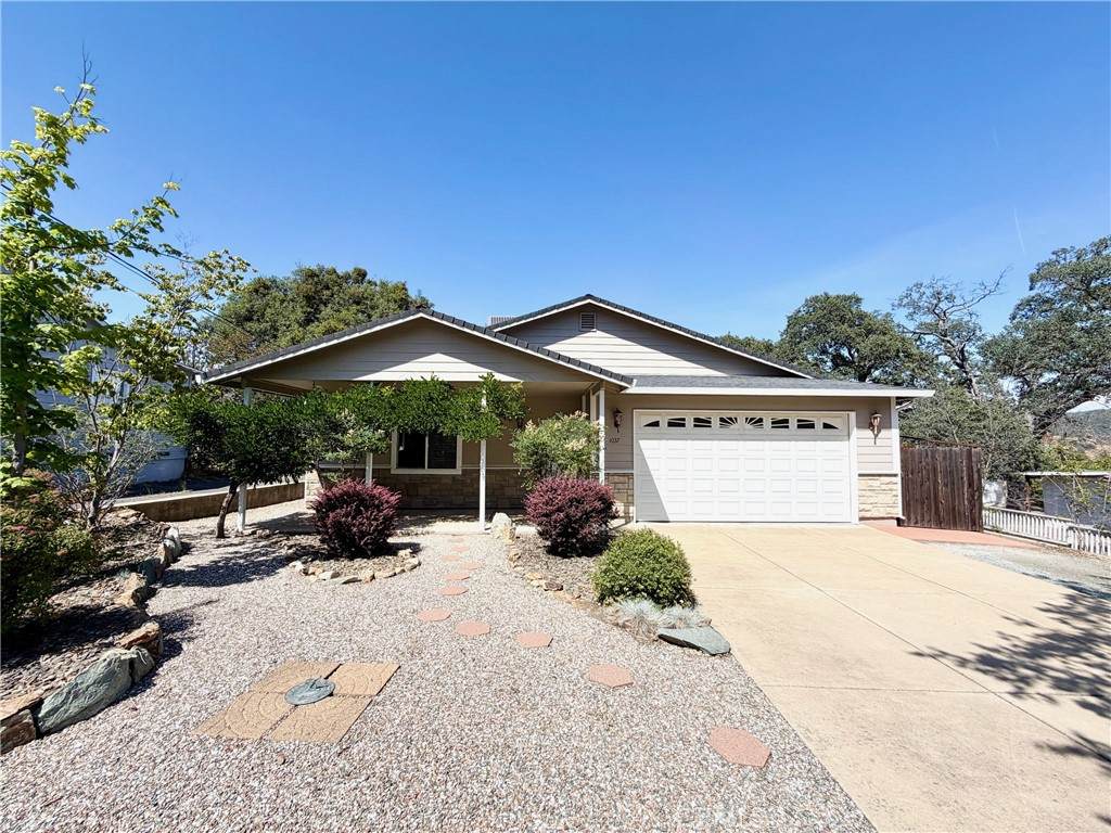 1037 Mark Twain - Photo 1