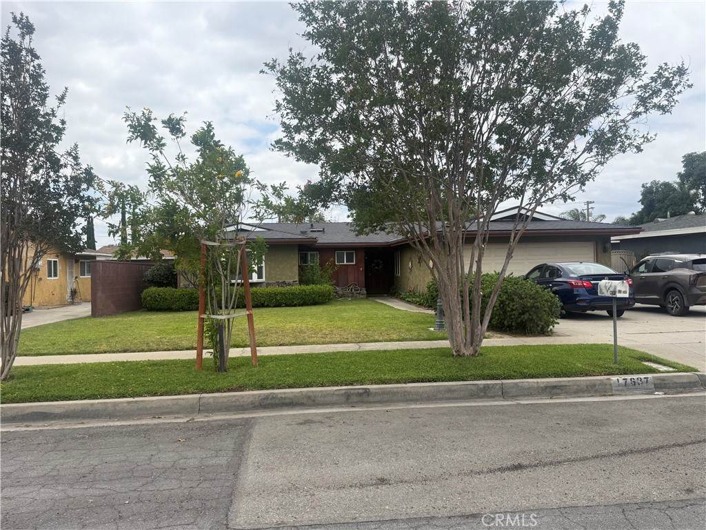 17637 Pinedale - Photo 1