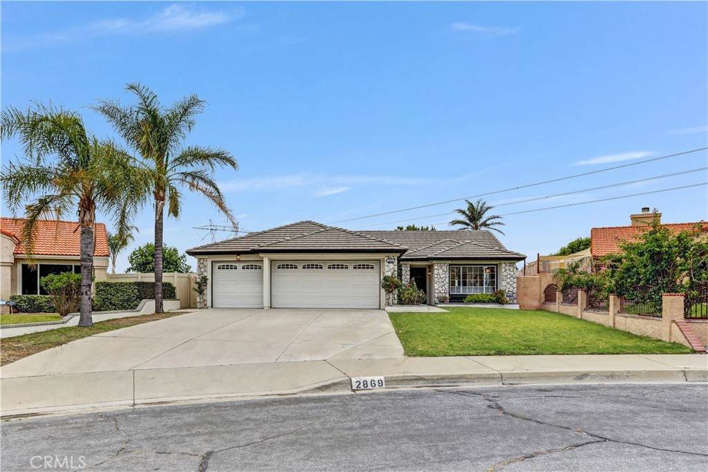 2869 Esperanza - Photo 1