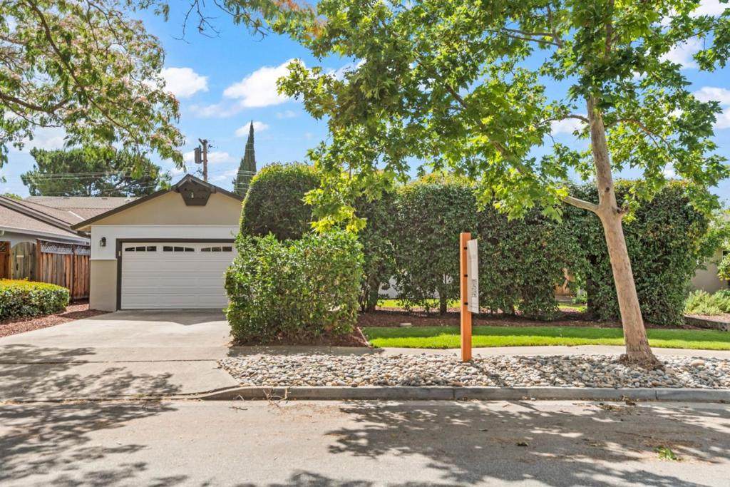 737 Hamann Drive - Photo 1