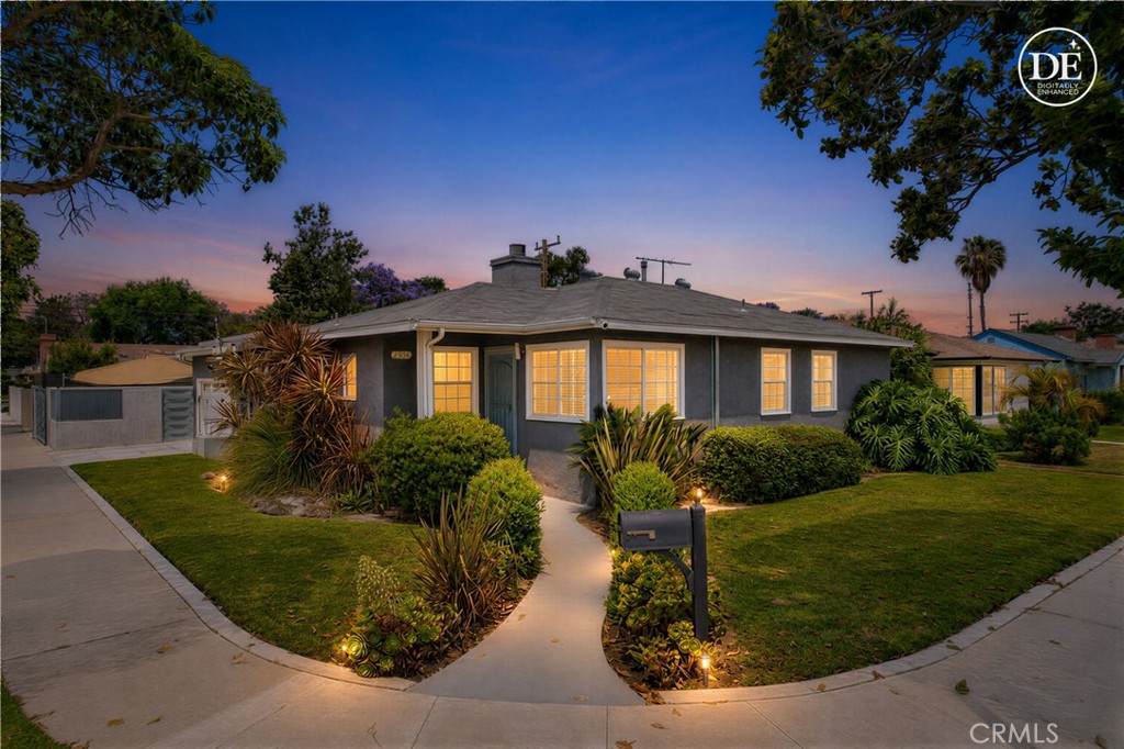2905 Magnolia - Photo 1