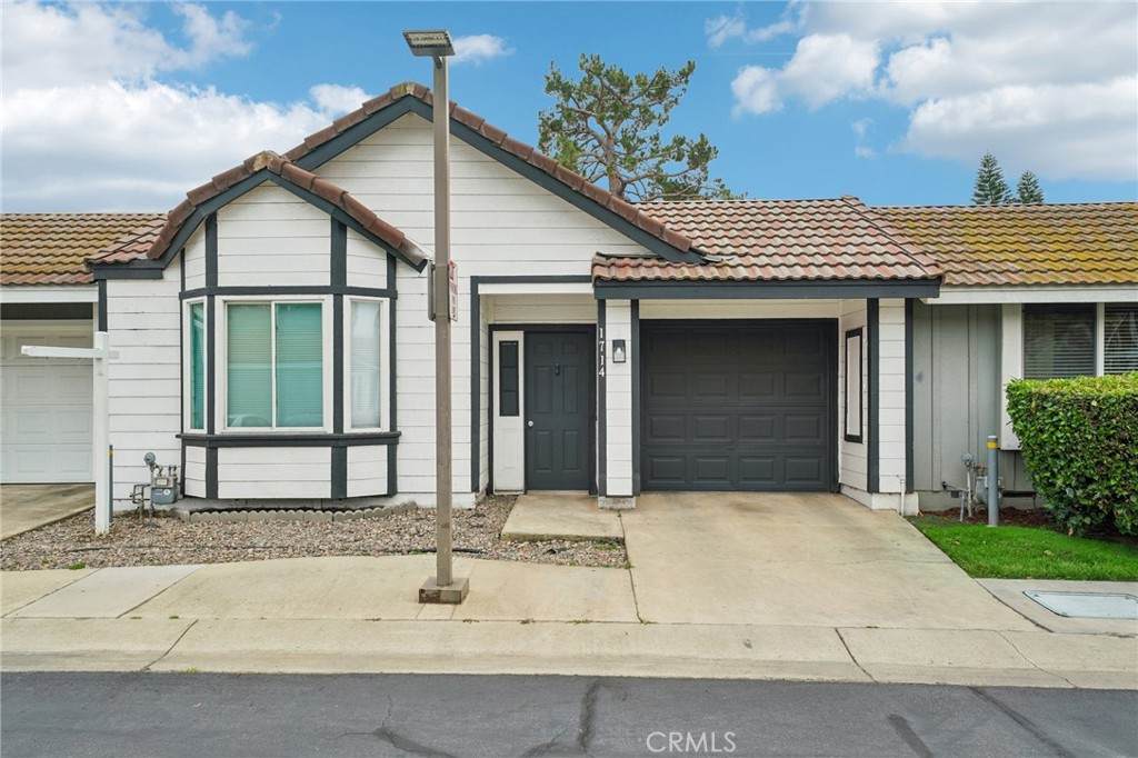 1714 Terrace Lane - Photo 1
