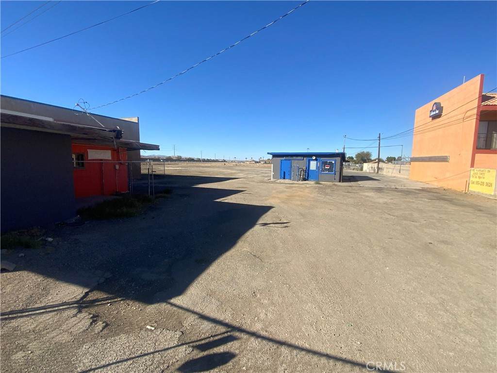 11598 Barlett - Photo 1