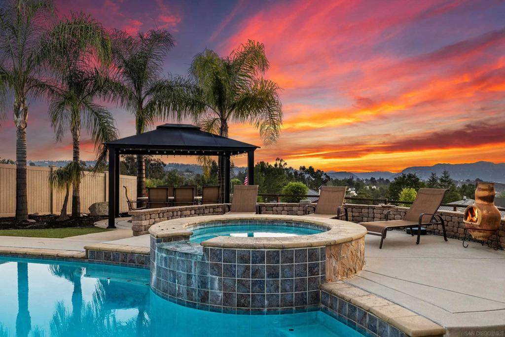 https://bt-photos.global.ssl.fastly.net/socal/orig_boomver_1_435831198-2.jpg