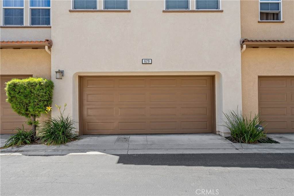 629 Forest Park - Photo 1
