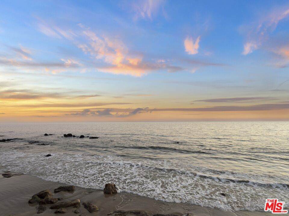 https://bt-photos.global.ssl.fastly.net/socal/orig_boomver_1_435848057-2.jpg