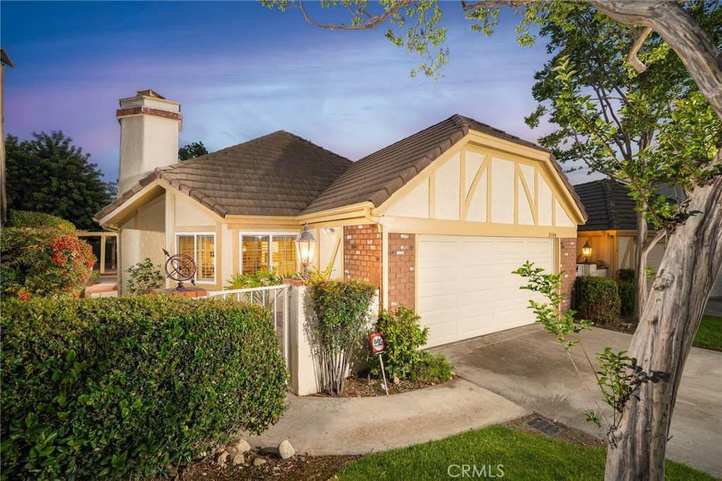 2184 Paris Circle - Photo 1