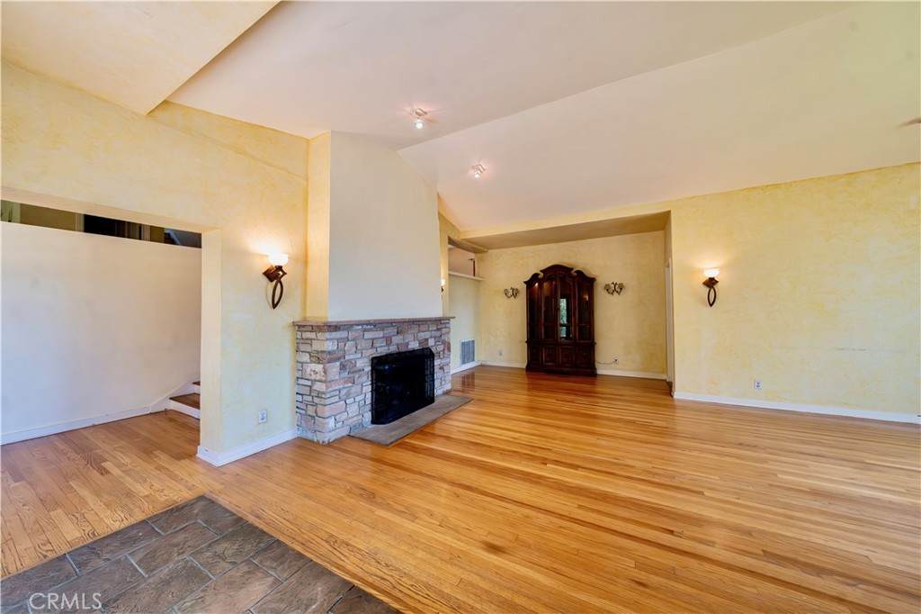 https://bt-photos.global.ssl.fastly.net/socal/orig_boomver_1_435860960-2.jpg