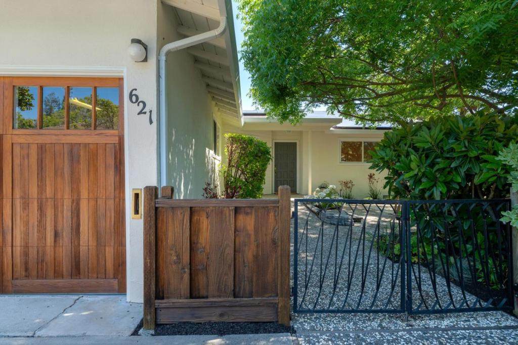 621 Wellsbury Way - Photo 1