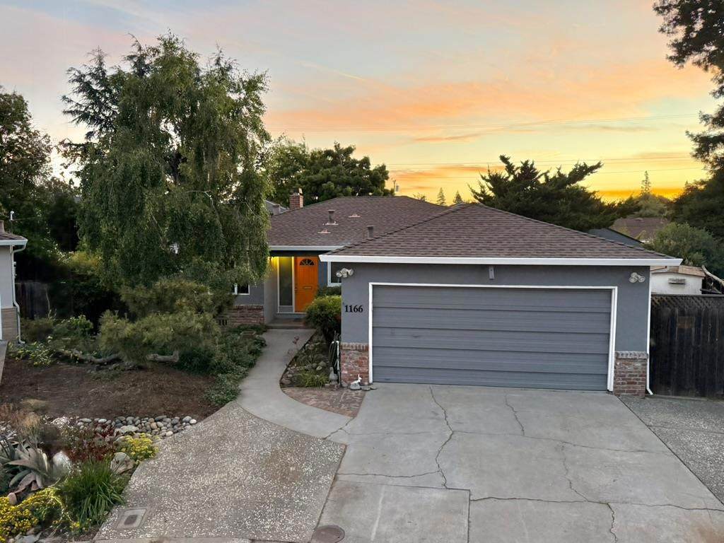 1166 Phyllis Court - Photo 1