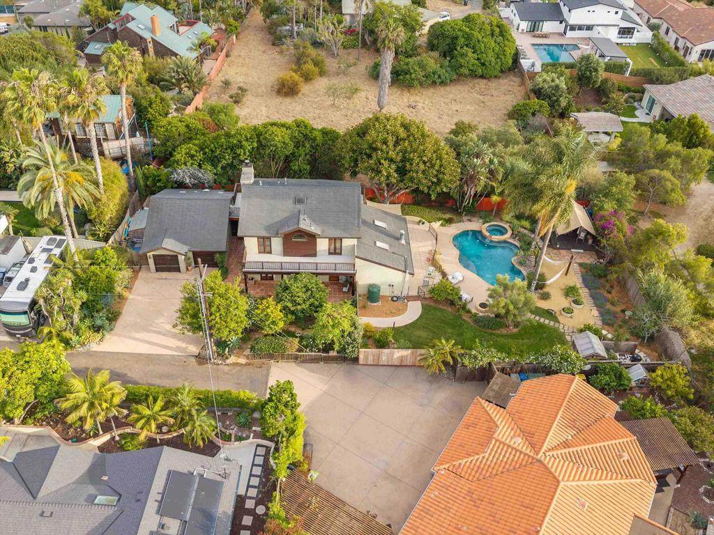 627 Ezee Street - Photo 1