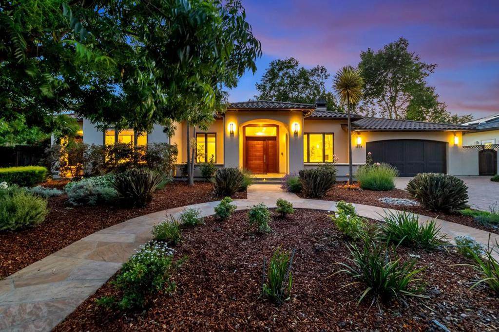 https://bt-photos.global.ssl.fastly.net/socal/orig_boomver_1_435882901-2.jpg