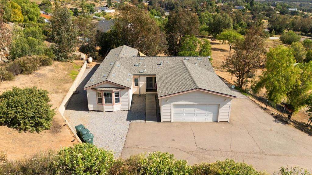 18453 Ramona View Dr - Photo 1