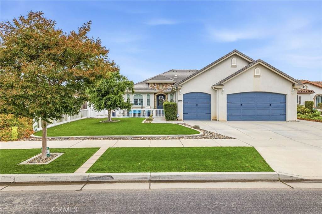 226 Hampton Drive - Photo 1
