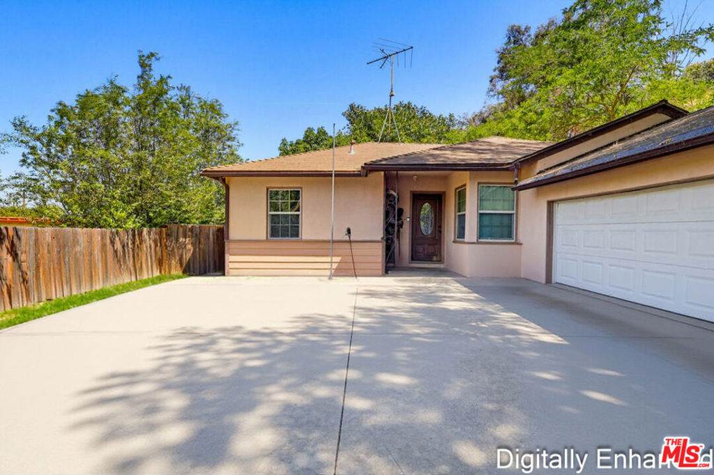 970 Meyler Street - Photo 1